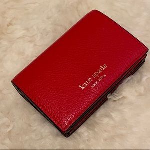 Kate Spade Eva accordion wallet